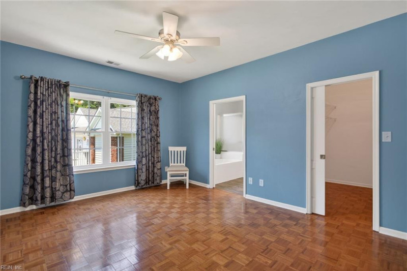 Photo 17 of 24 residential for sale in Portsmouth virginia