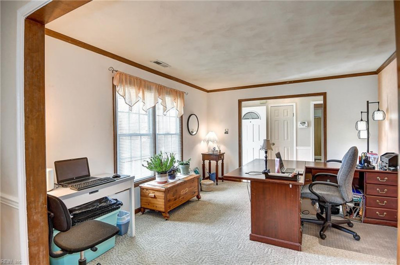 Photo 13 of 44 residential for sale in Virginia Beach virginia