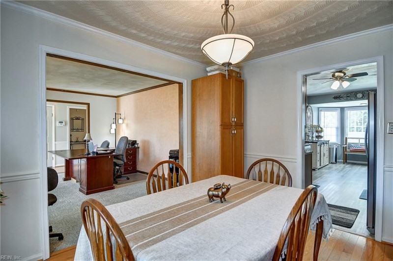 Photo 15 of 44 residential for sale in Virginia Beach virginia