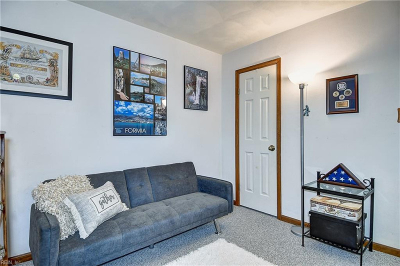 Photo 25 of 44 residential for sale in Virginia Beach virginia