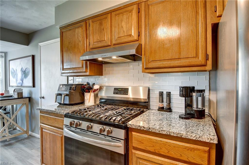 Photo 7 of 44 residential for sale in Virginia Beach virginia