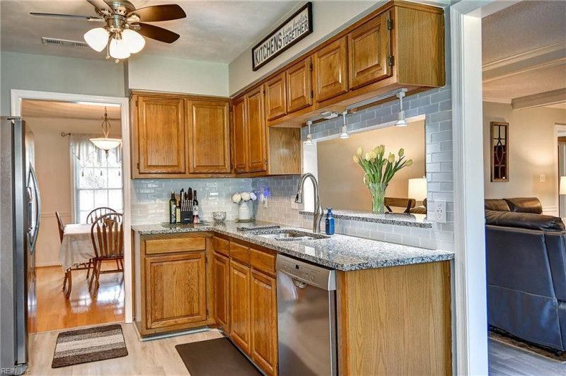 Photo 8 of 44 residential for sale in Virginia Beach virginia