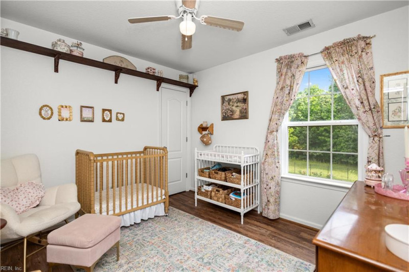 Photo 29 of 44 residential for sale in Suffolk virginia