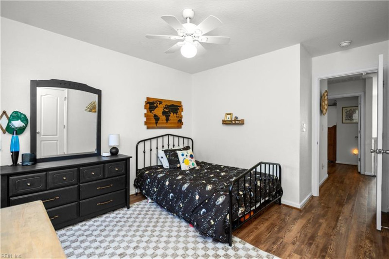 Photo 34 of 44 residential for sale in Suffolk virginia