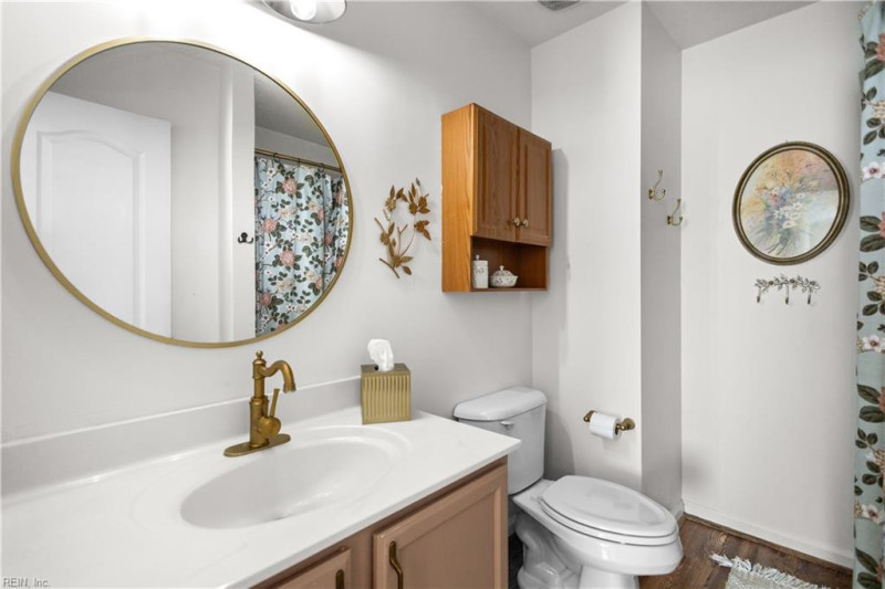 Photo 35 of 44 residential for sale in Suffolk virginia