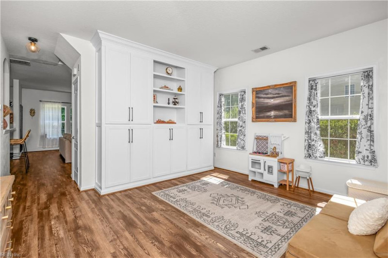 Photo 4 of 44 residential for sale in Suffolk virginia