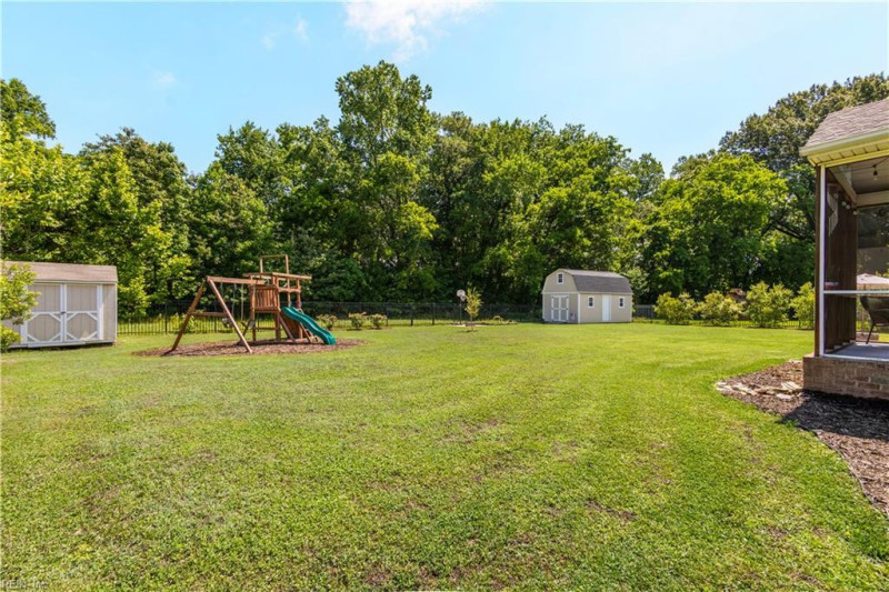 Photo 40 of 44 residential for sale in Suffolk virginia