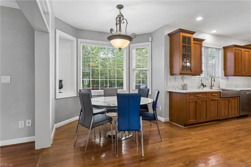 Photo 15 of 50 residential for sale in Chesapeake virginia