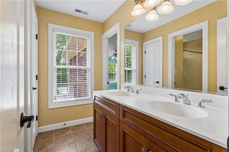 Photo 33 of 50 residential for sale in Chesapeake virginia