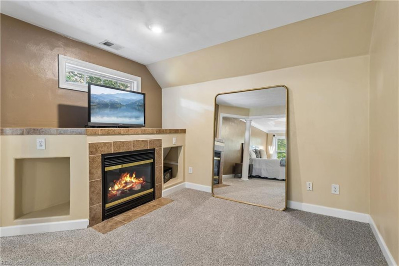 Photo 40 of 50 residential for sale in Chesapeake virginia