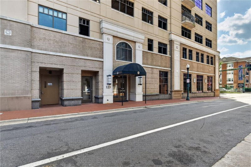 Photo 4 of 46 residential for sale in Norfolk virginia Photo 4 of 46 residential for sale in Norfolk virginia