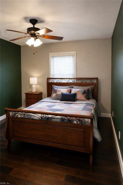 Photo 24 of 40 residential for sale in Chesapeake virginia