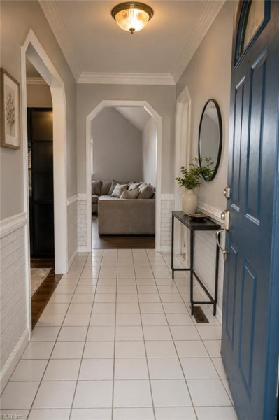 Photo 4 of 40 residential for sale in Chesapeake virginia
