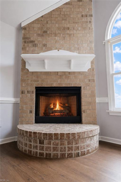 Photo 6 of 40 residential for sale in Chesapeake virginia