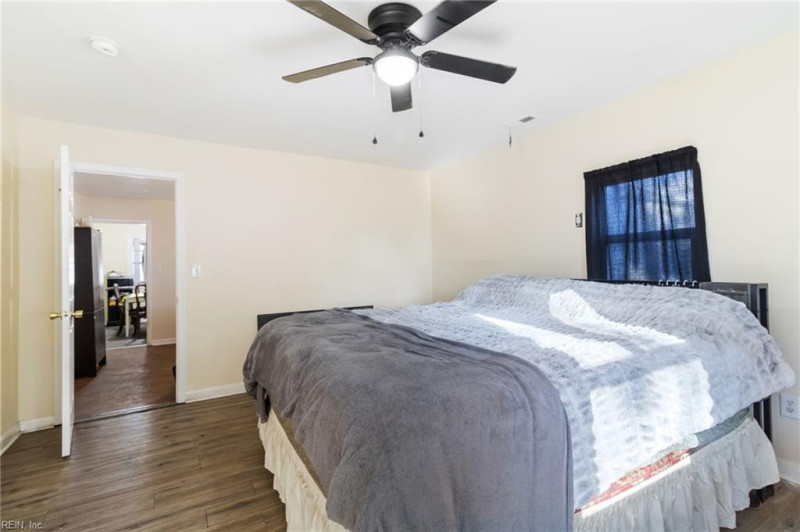 Photo 20 of 23 residential for sale in Portsmouth virginia