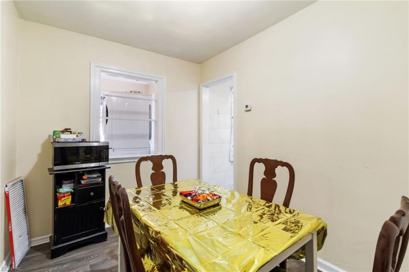 Photo 9 of 23 residential for sale in Portsmouth virginia