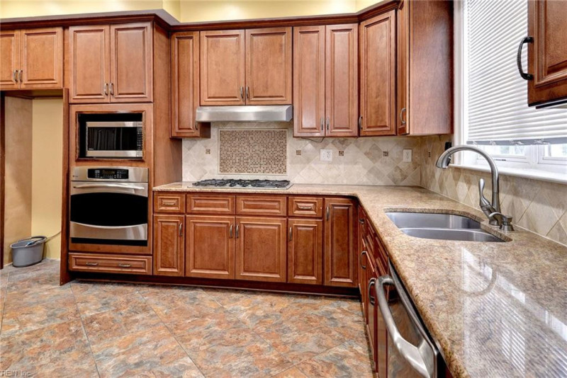Photo 27 of 50 residential for sale in Suffolk virginia