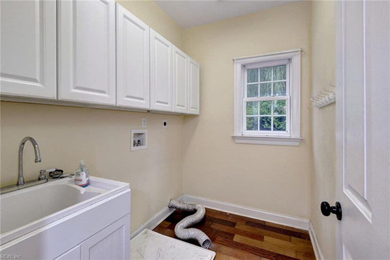 Photo 31 of 50 residential for sale in Suffolk virginia