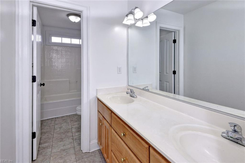 Photo 38 of 50 residential for sale in Suffolk virginia