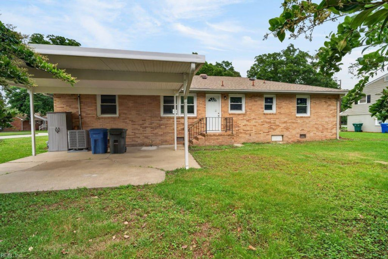 Photo 5 of 25 residential for sale in Newport News virginia Photo 5 of 25 residential for sale in Newport News virginia