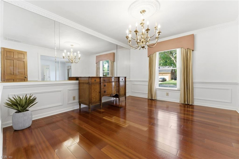 Photo 10 of 40 residential for sale in Virginia Beach virginia
