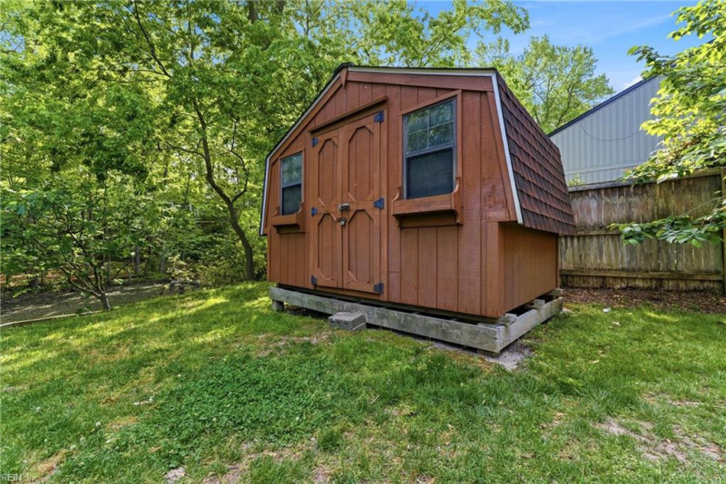 Photo 28 of 40 residential for sale in Virginia Beach virginia