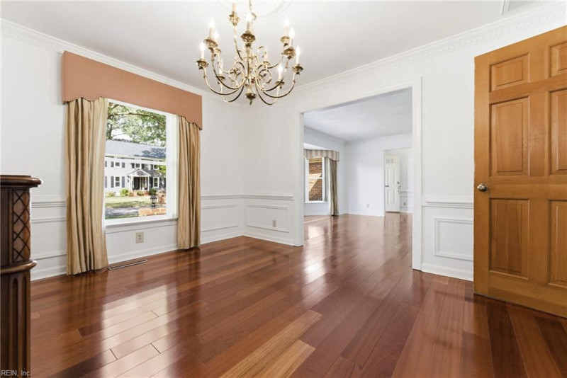 Photo 9 of 40 residential for sale in Virginia Beach virginia
