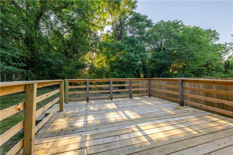 Photo 18 of 29 residential for sale in Suffolk virginia