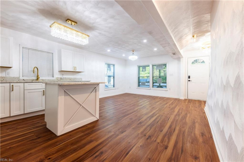 Photo 8 of 29 residential for sale in Suffolk virginia