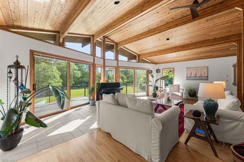 Photo 3 of 42 residential for sale in Northampton County virginia