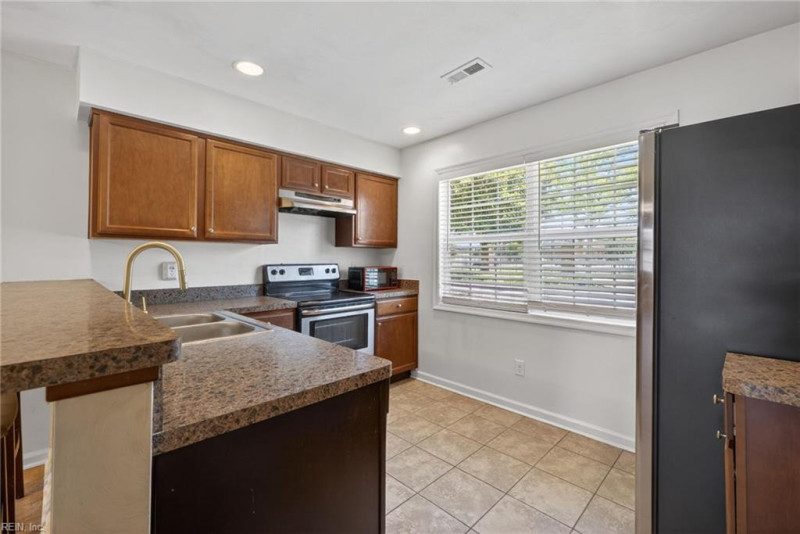 Photo 5 of 29 residential for sale in Norfolk virginia Photo 5 of 29 residential for sale in Norfolk virginia