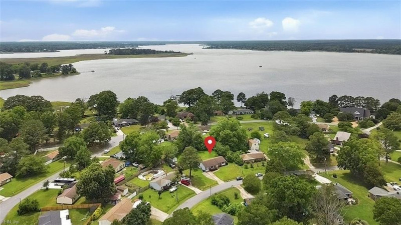 Photo 36 of 38 residential for sale in Suffolk virginia
