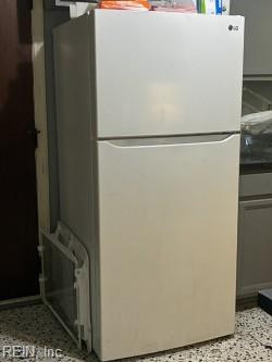 Photo 18 of 21 residential for sale in Portsmouth virginia