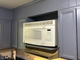 Photo 6 of 21 residential for sale in Portsmouth virginia