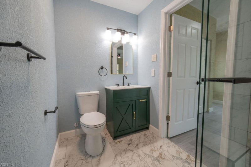 Photo 33 of 50 residential for sale in Norfolk virginia Photo 33 of 50 residential for sale in Norfolk virginia