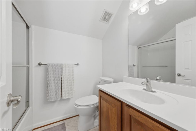 Photo 18 of 26 residential for sale in Newport News virginia