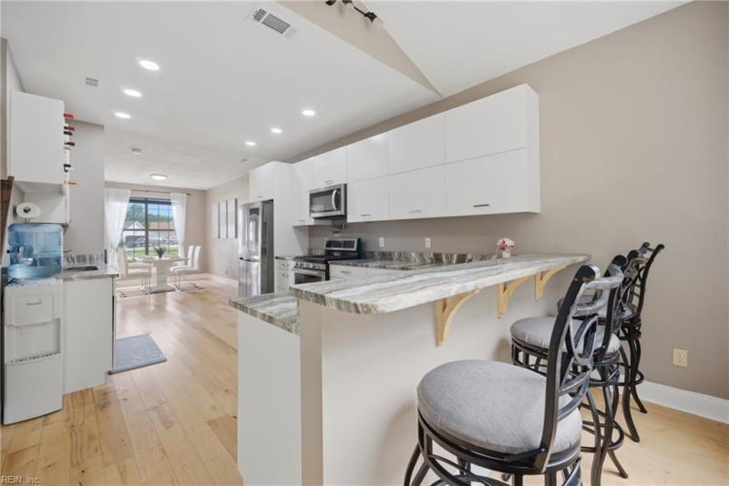 Photo 11 of 47 residential for sale in Suffolk virginia