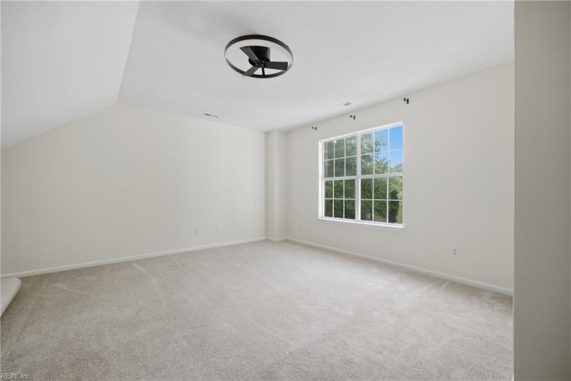 Photo 23 of 47 residential for sale in Suffolk virginia