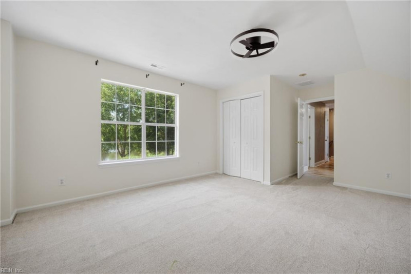 Photo 24 of 47 residential for sale in Suffolk virginia