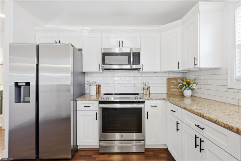 Photo 13 of 50 residential for sale in Norfolk virginia
