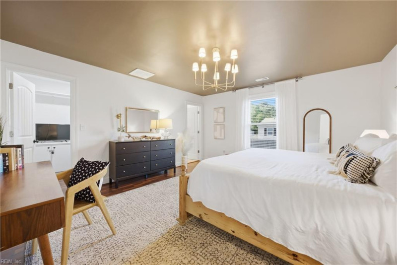 Photo 25 of 50 residential for sale in Norfolk virginia