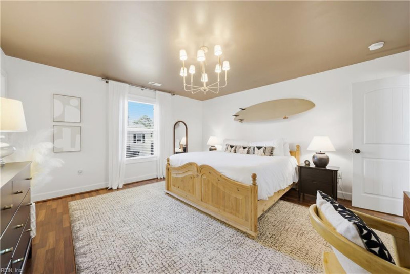Photo 26 of 50 residential for sale in Norfolk virginia