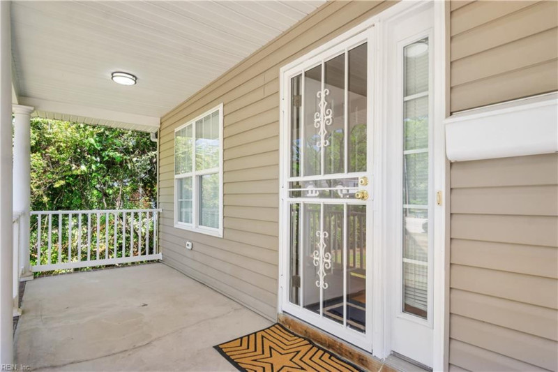 Photo 25 of 50 residential for sale in Hampton virginia