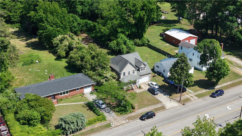 Photo 37 of 50 residential for sale in Hampton virginia