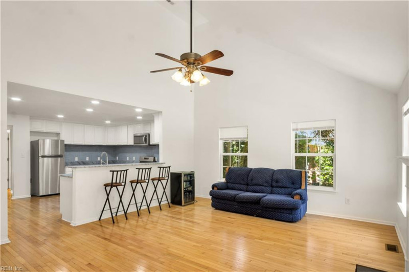 Photo 8 of 50 residential for sale in Hampton virginia