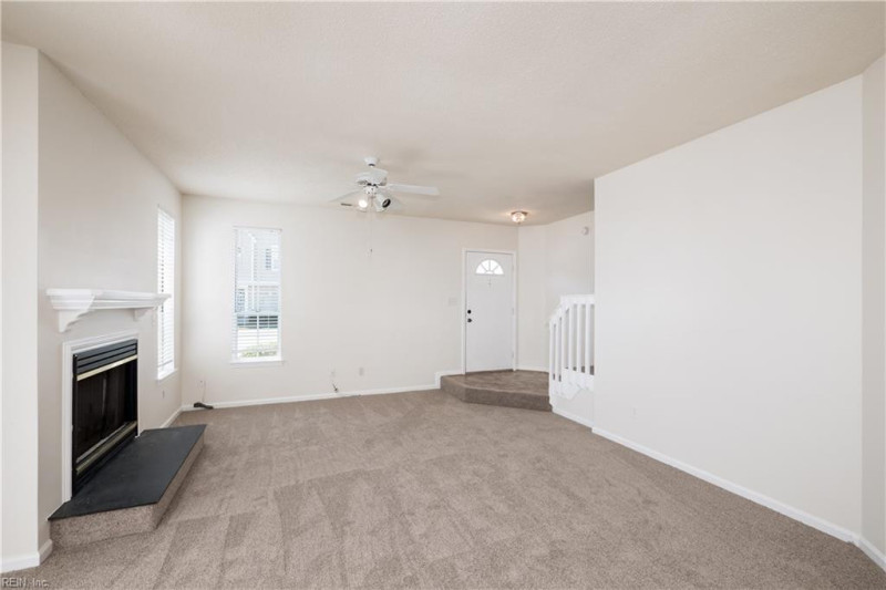 Photo 13 of 40 residential for sale in Virginia Beach virginia