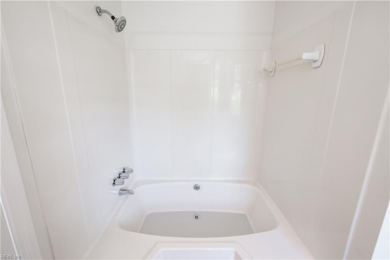 Photo 21 of 40 residential for sale in Virginia Beach virginia