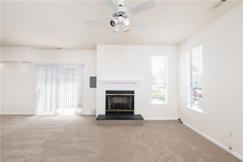 Photo 5 of 40 residential for sale in Virginia Beach virginia