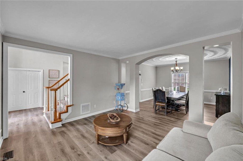 Photo 10 of 39 residential for sale in Chesapeake virginia