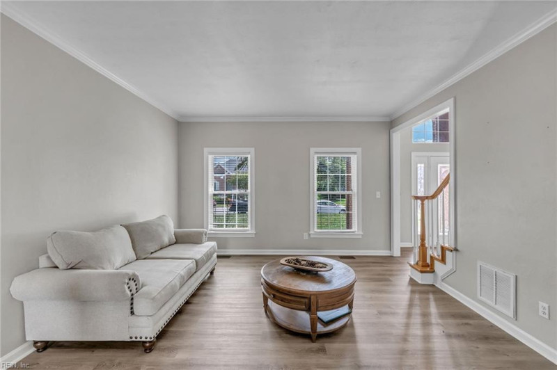 Photo 11 of 39 residential for sale in Chesapeake virginia